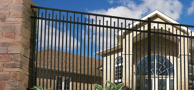 Protection Style Fence | Builder's Choice Vinyl Fencing